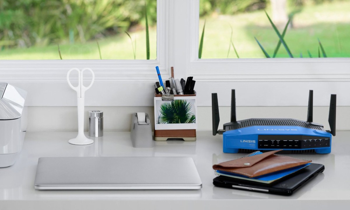 Helium Plus Wi-Fi router setup process