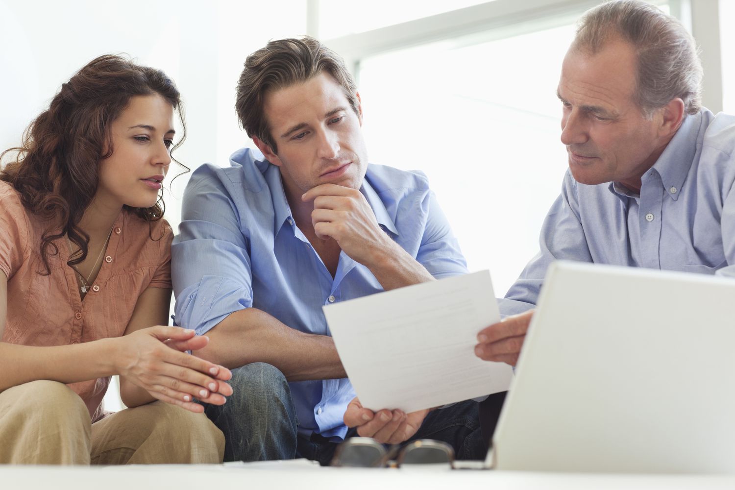 financial advisor discussing crypto 401k with client