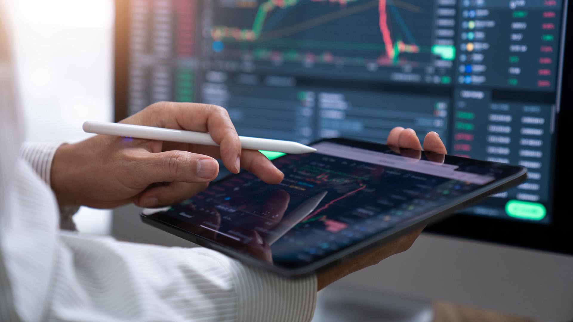 person using stablecoin card without bank account