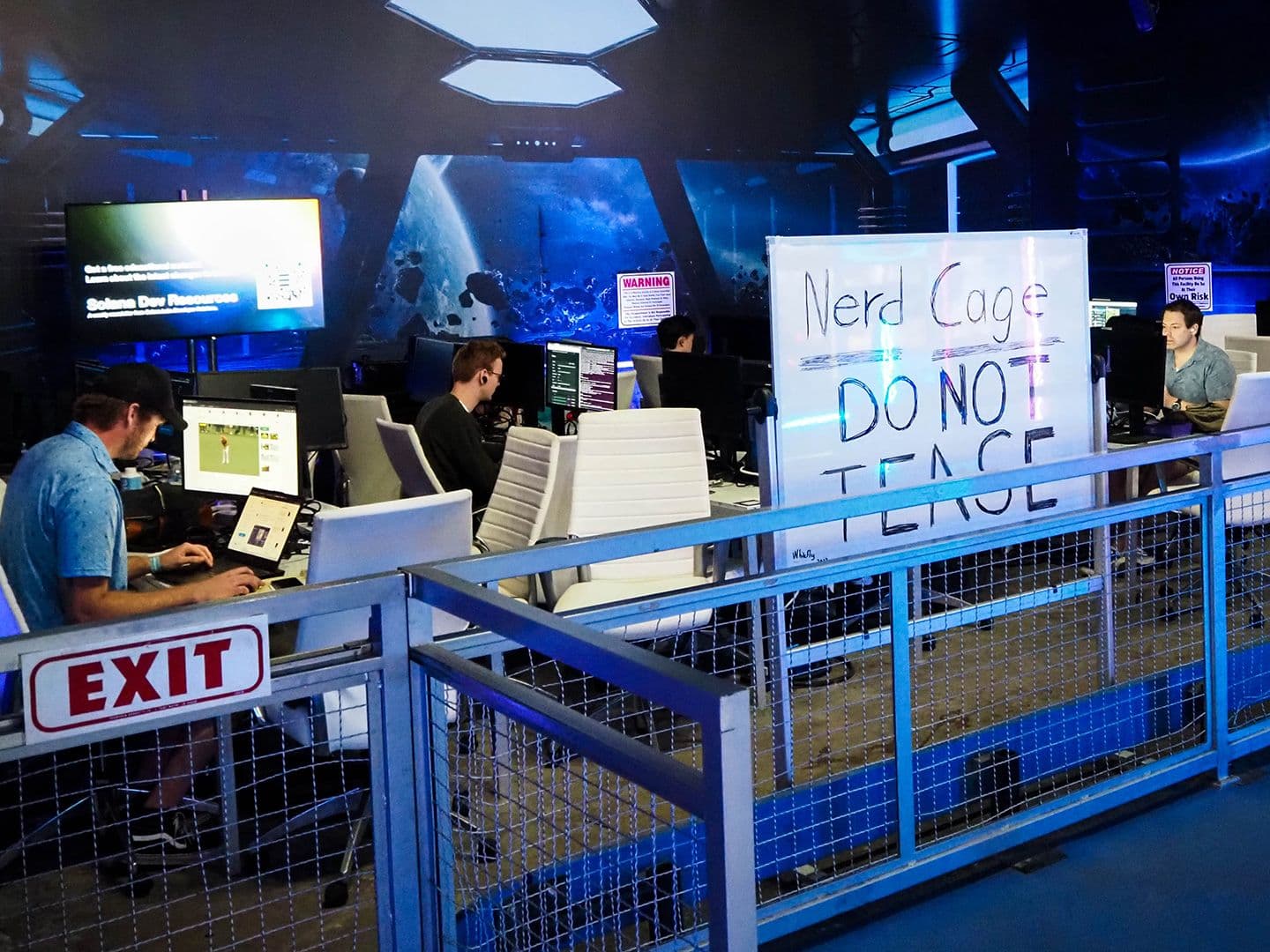 Realms treasury management Solana