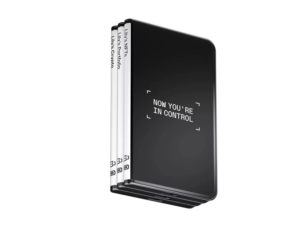 Ledger Stax lock screen and spine customization