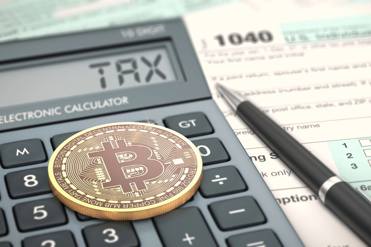 crypto cost basis reporting IRS 2025