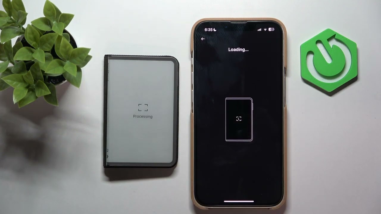 Ledger Stax lock screen customization