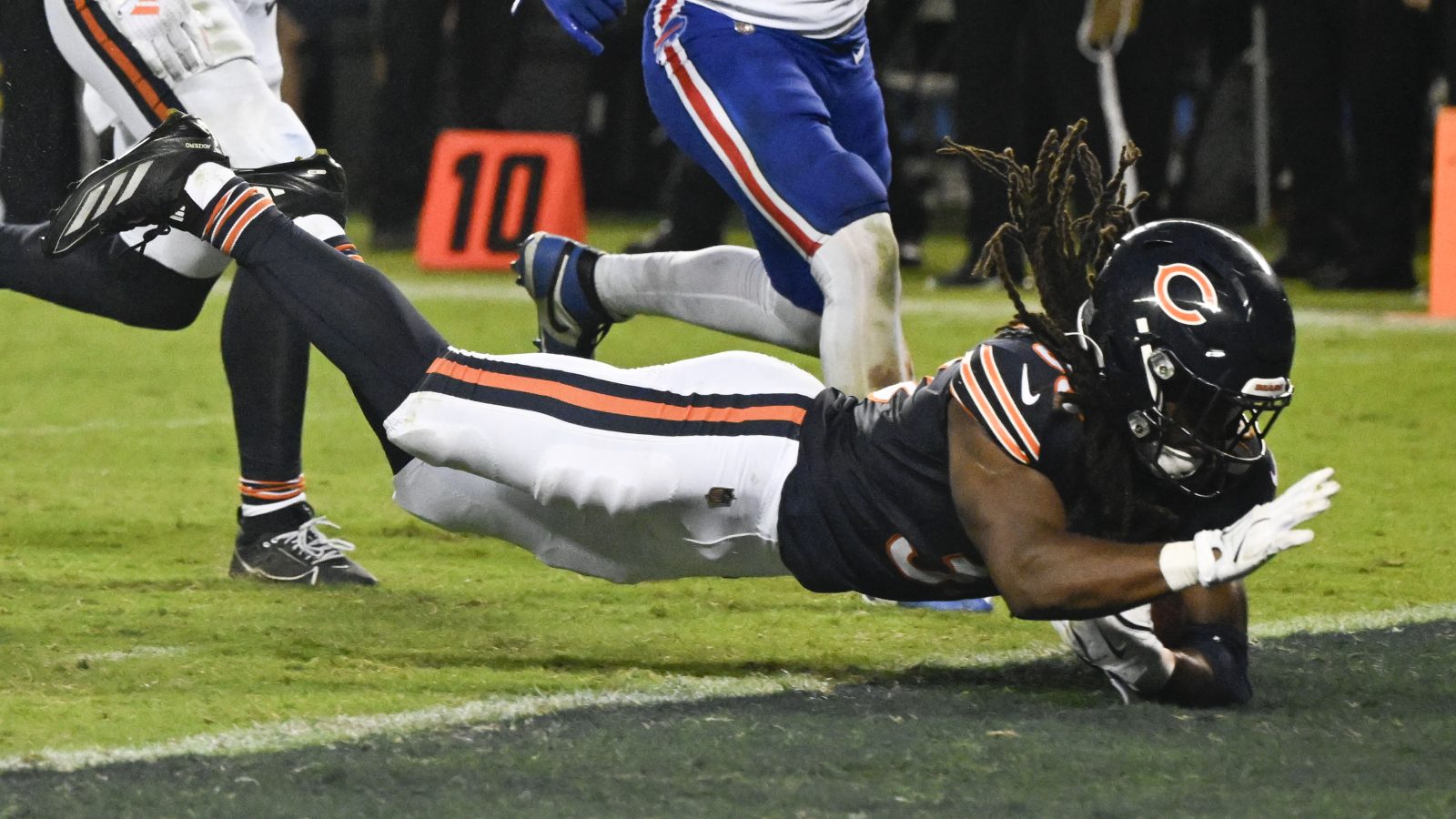 Kalshi parlay contracts for football