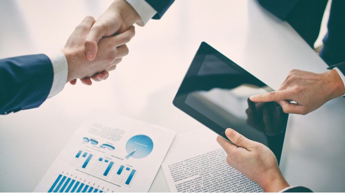 smart contracts admin cost savings