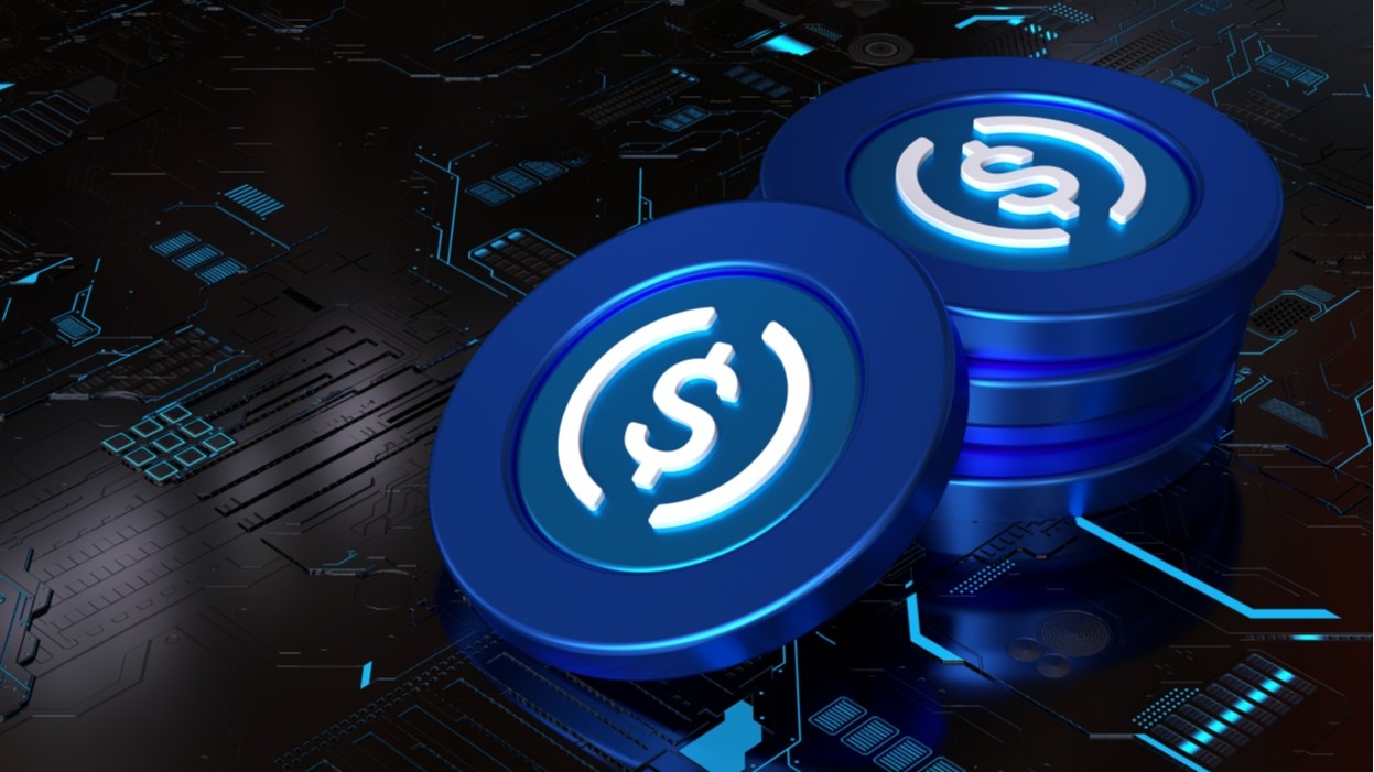 USDC stablecoin inflation hedge merchant Argentina