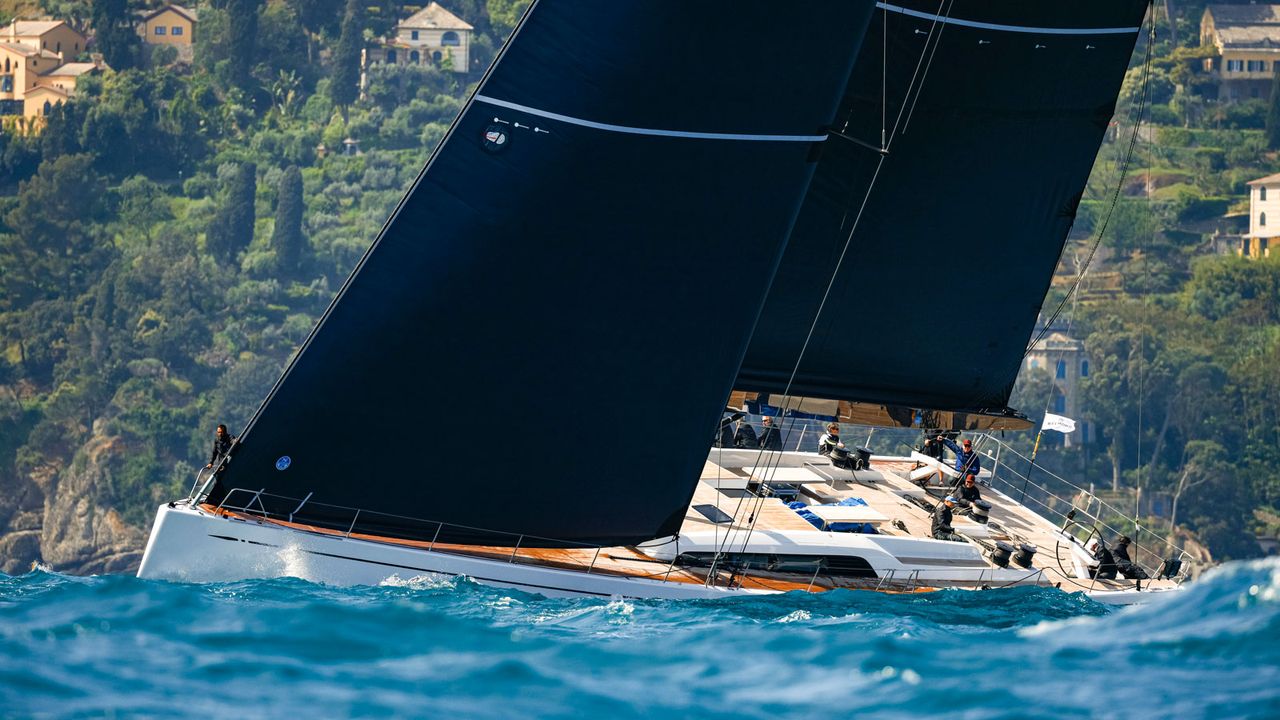 ClubSwan anonymous crypto card 2025