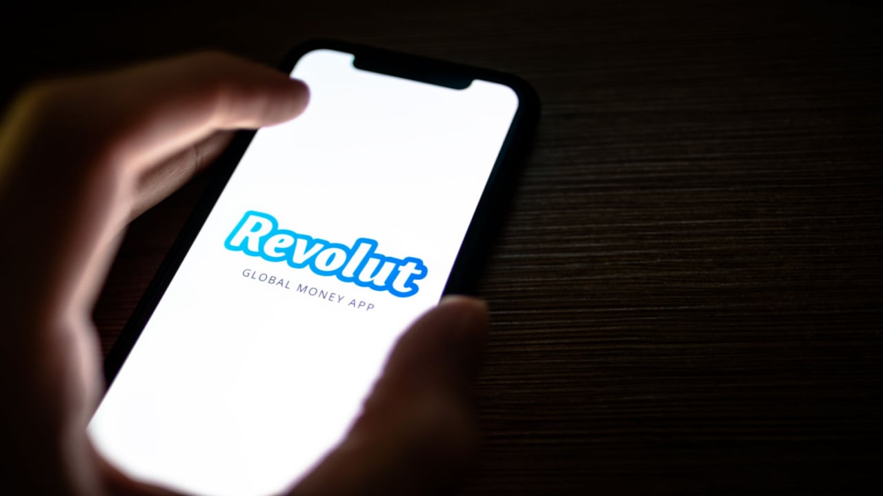 Revolut crypto neobank app