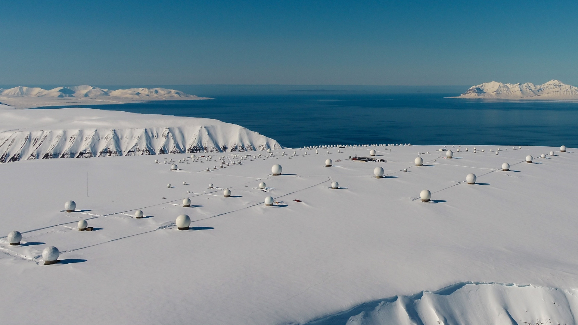 Decen Space Solana satellite ground stations