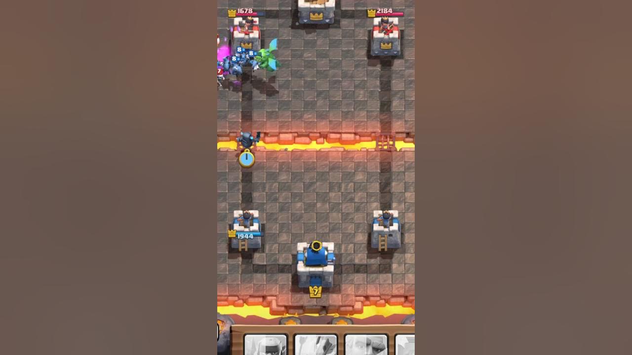 Clash of Rats Rat Royale arena gameplay