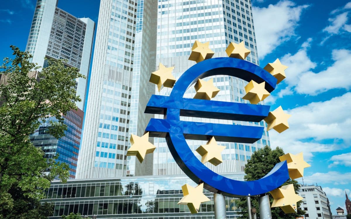European Central Bank euro stablecoin policy