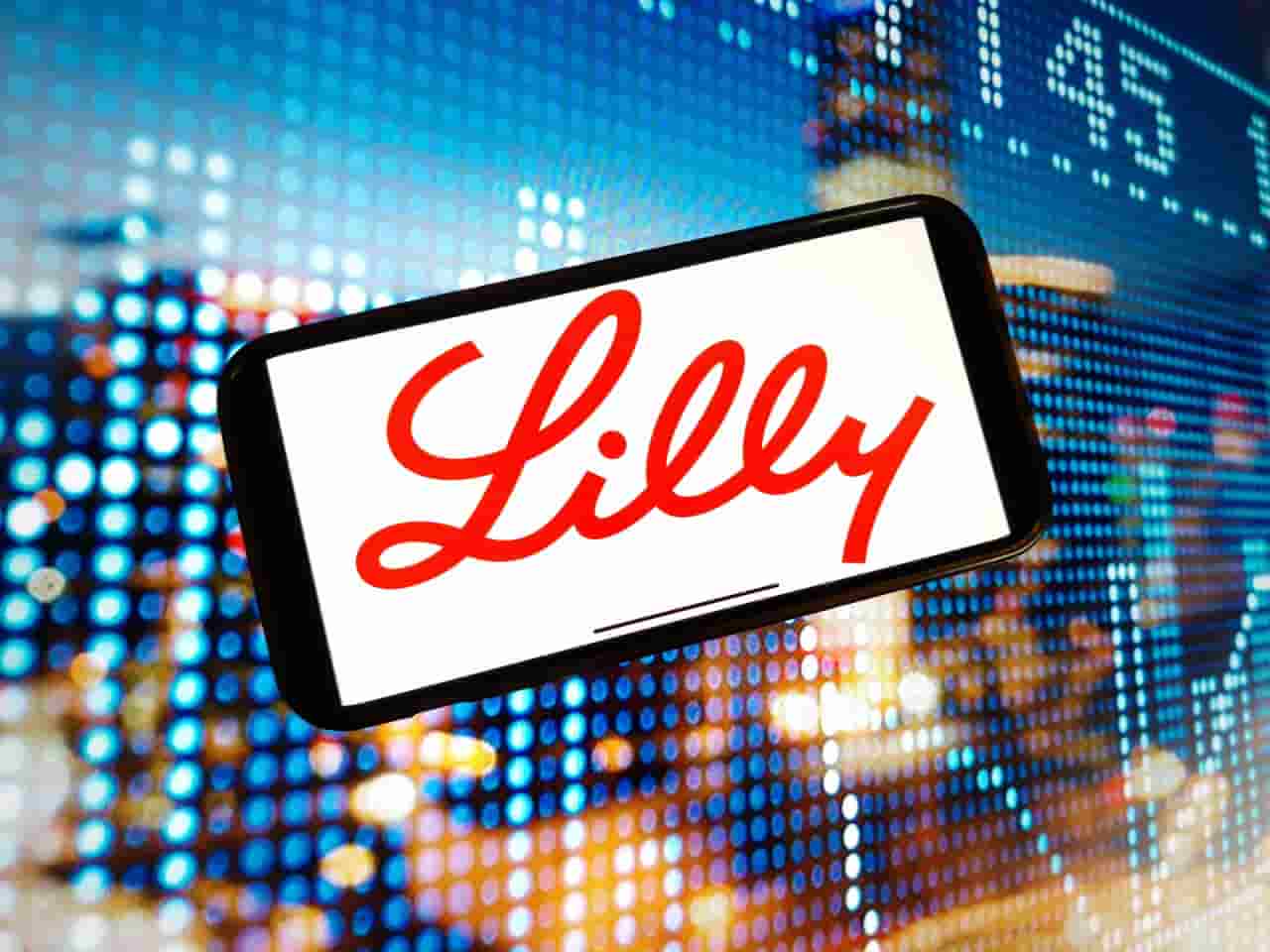 Eli Lilly and Company logo stock chart