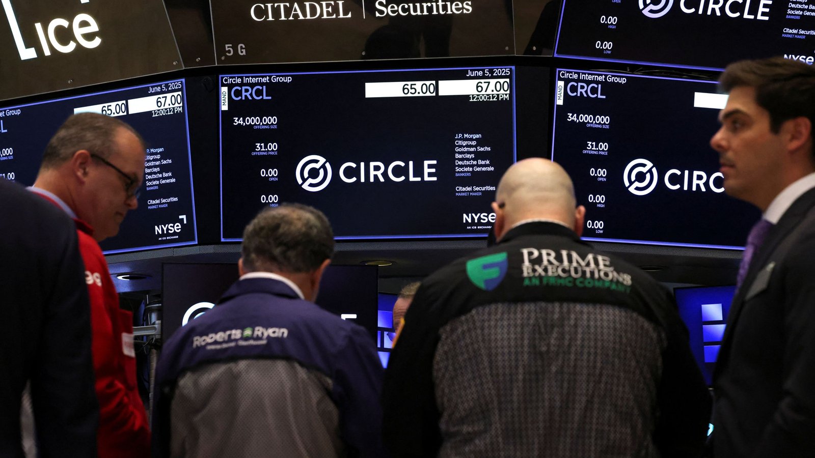 stablecoin systemic risk crypto