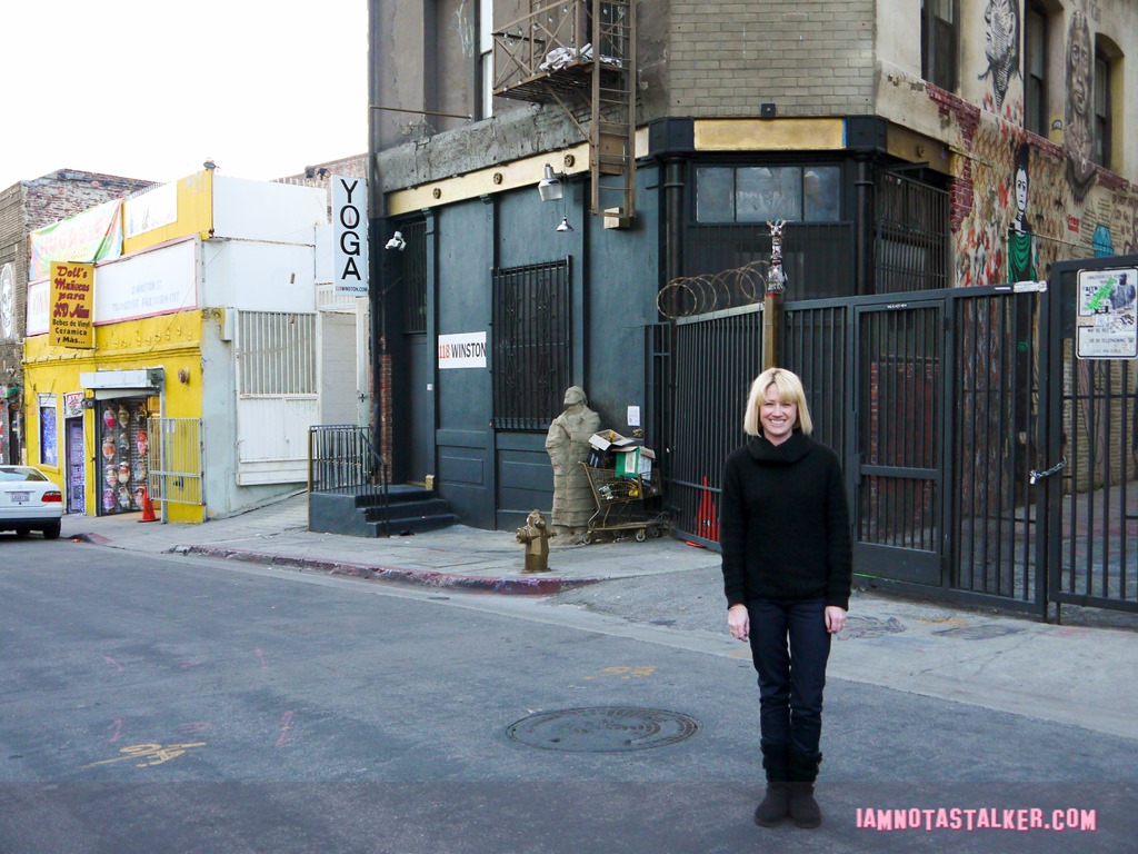 Western Union retail location front desk