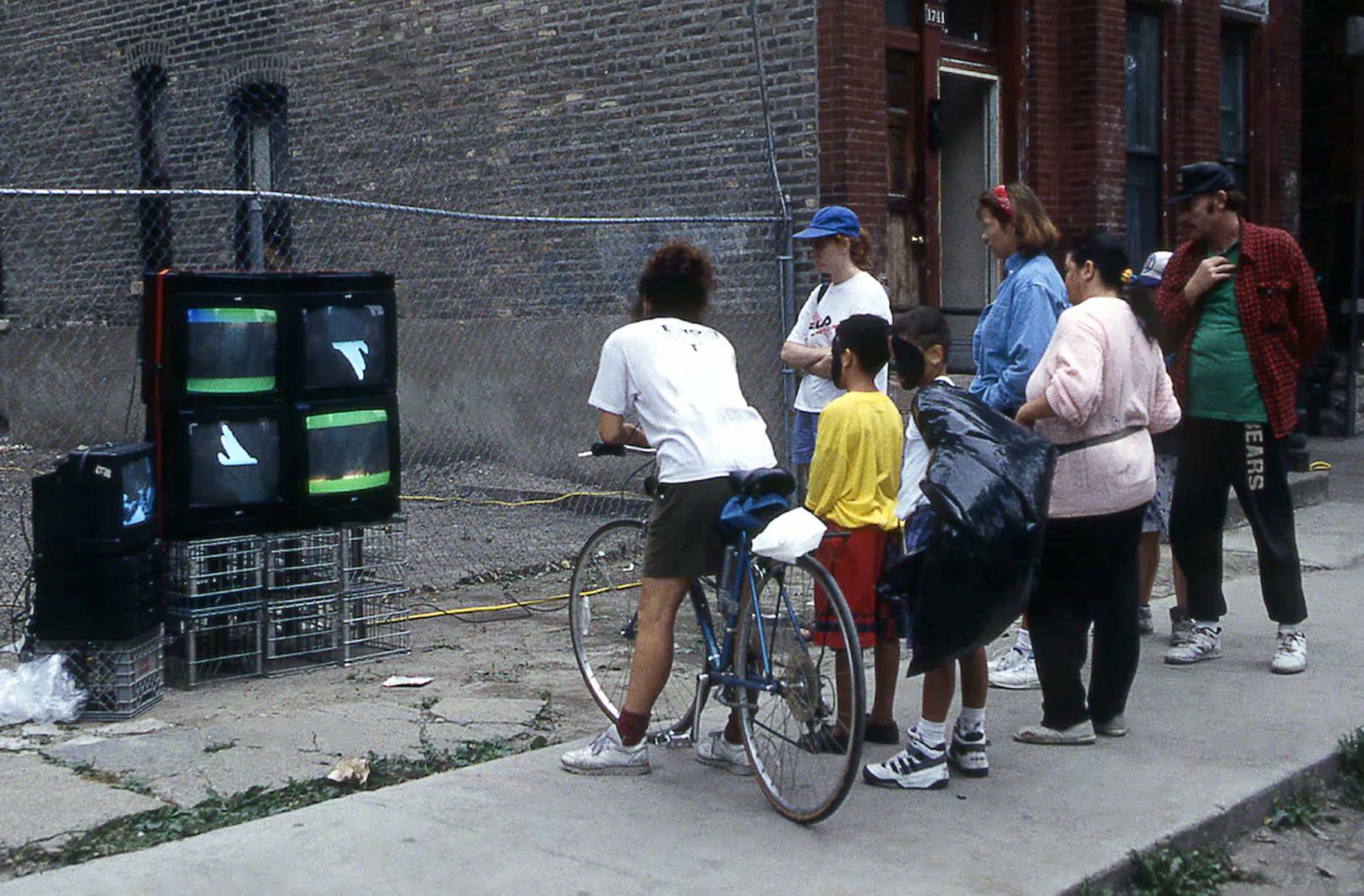 Latin American street vendor using a smartphone to access Arbitrum-powered micro-loan for small business
