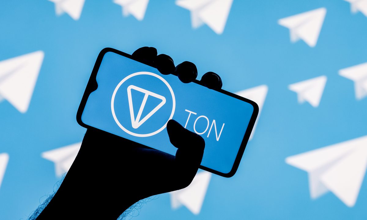 Toncoin-powered Mini Apps displayed inside Telegram chat interface, illustrating seamless crypto integration and mass adoption in 2025