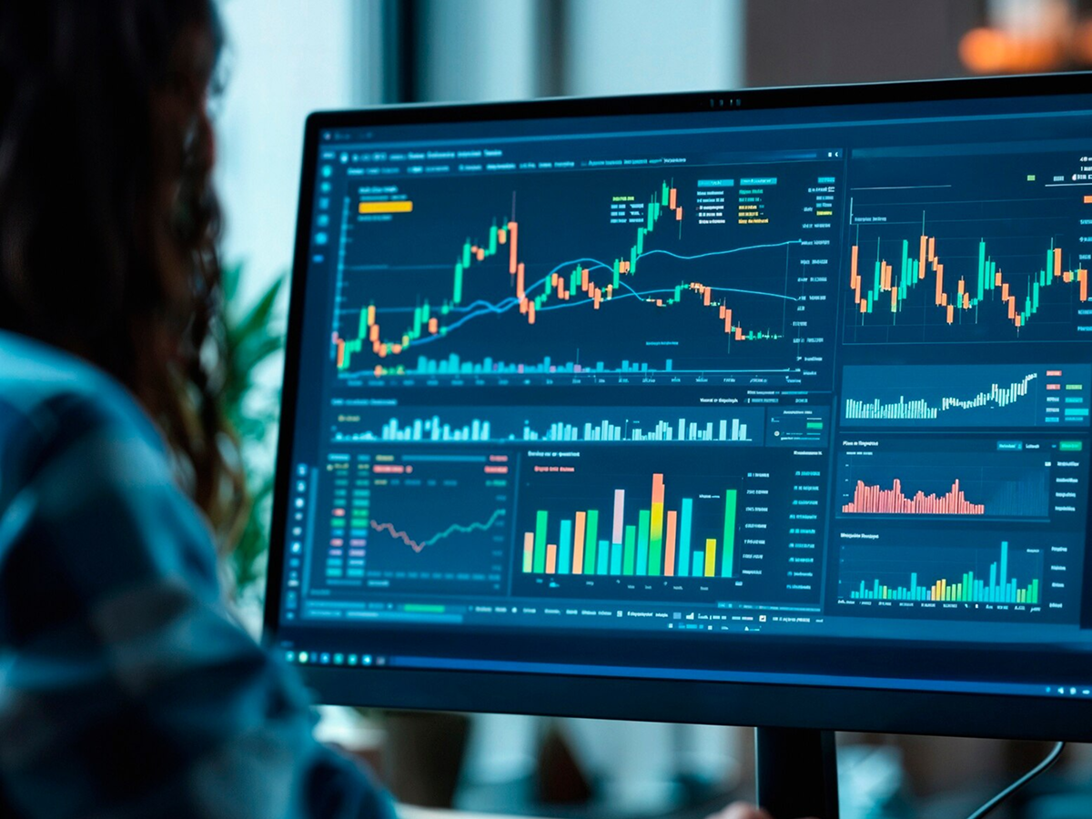 Dramatic surge in trading activity on Backpack Exchange with focus on SOL/USDC pair during crypto market turbulence