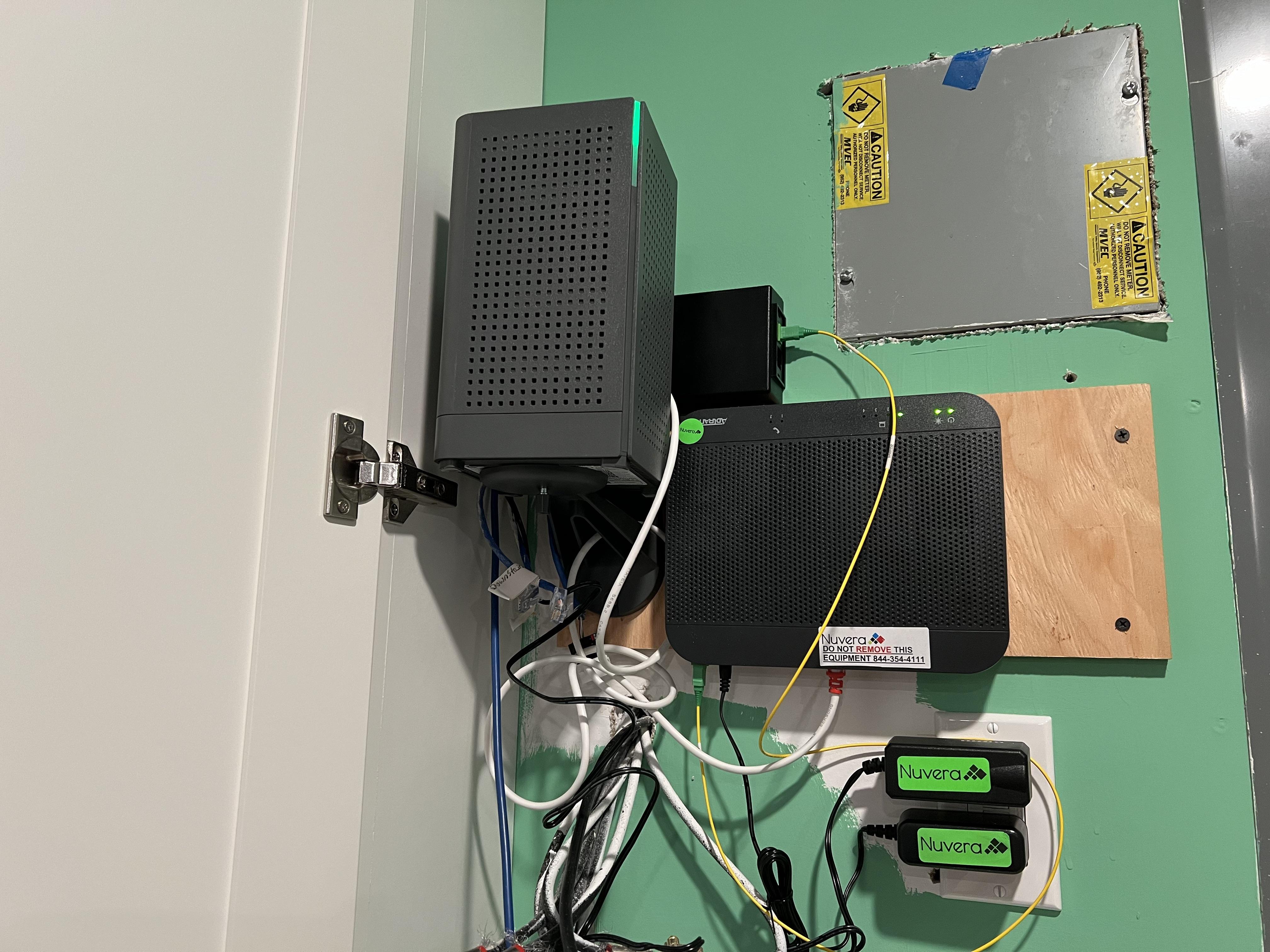 community using DAWN Black Box for internet access