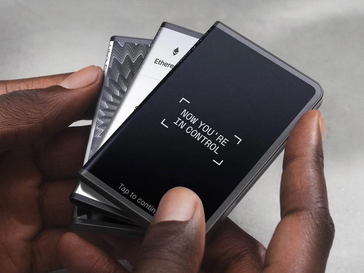 Ledger Stax Secure Element chip