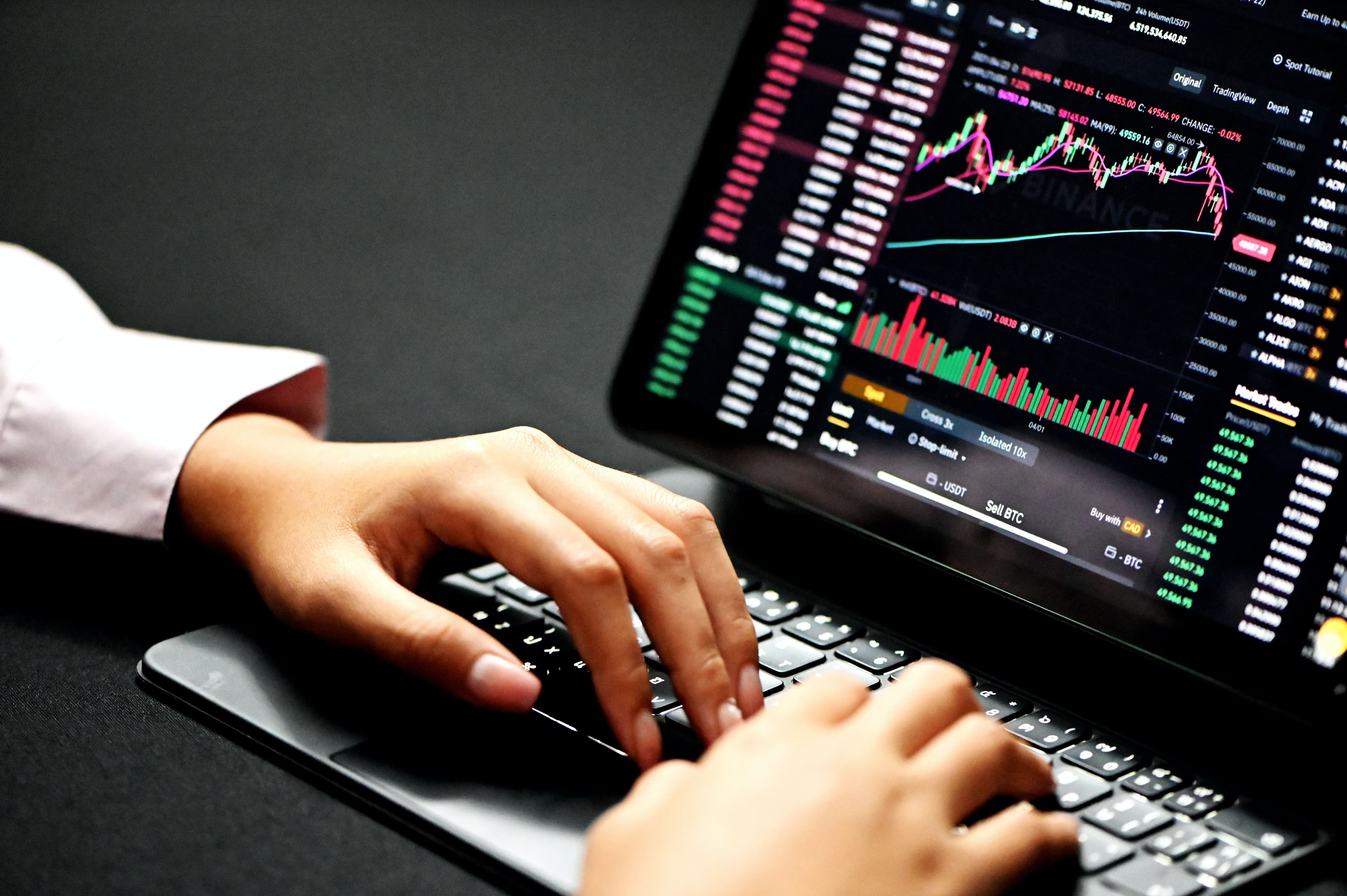 Level Finance DEX trading platform