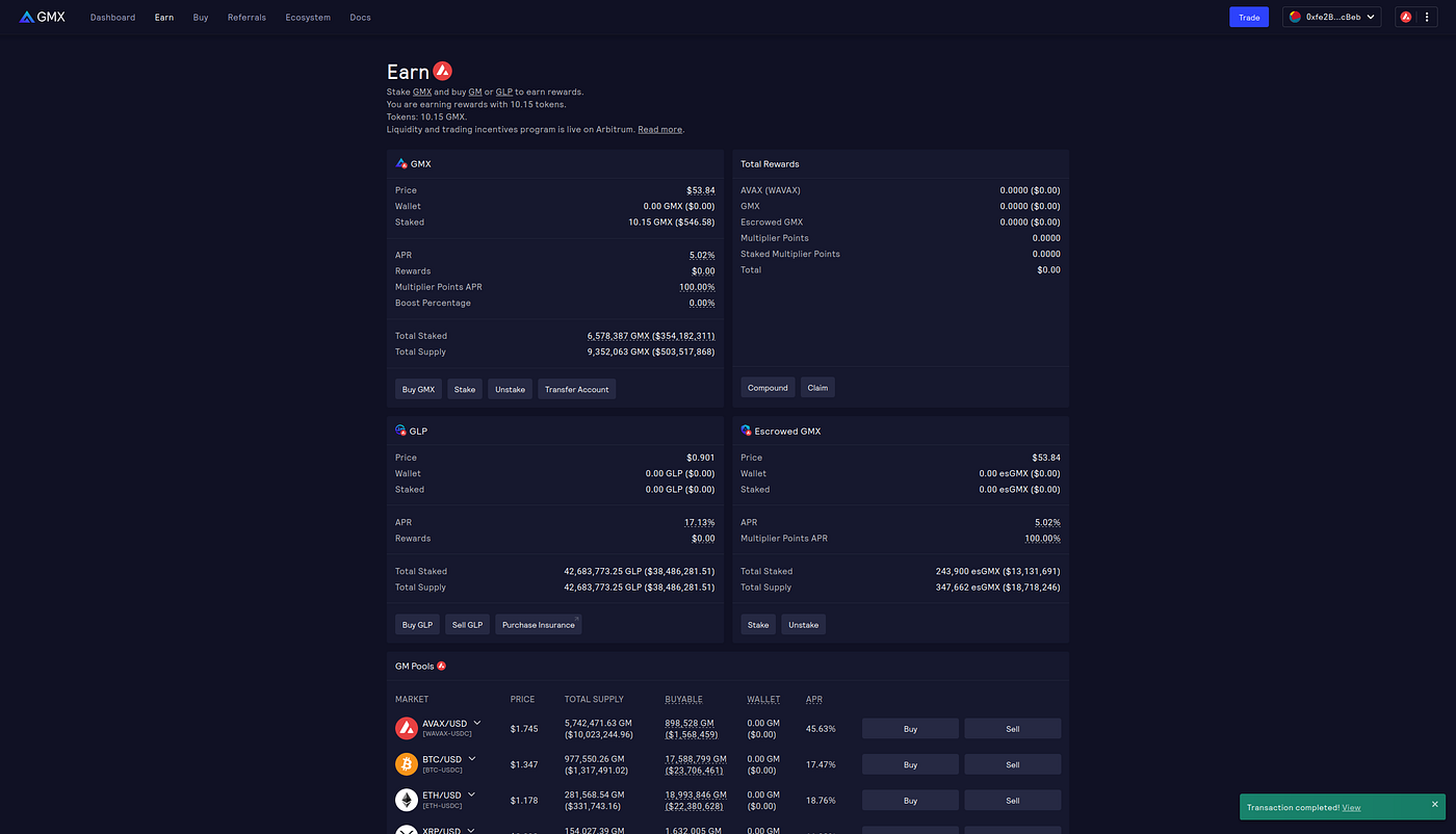 esGMX staking GMX real yield fees