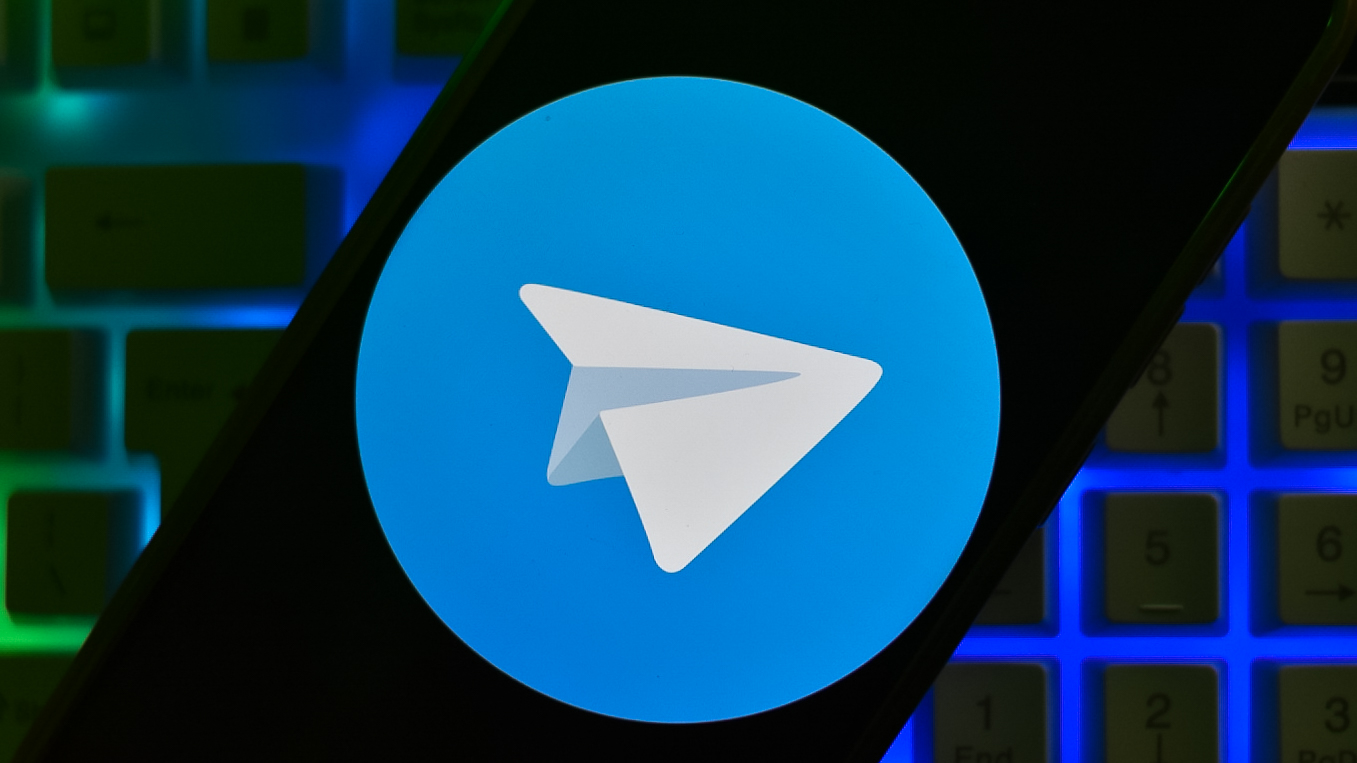Telegram Mini App full-screen portrait landscape mode
