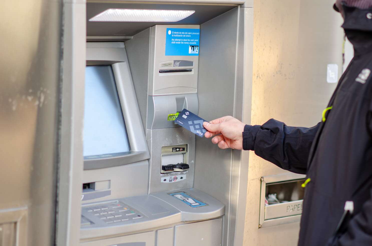 Illinois crypto ATM regulations fraud warning 2025