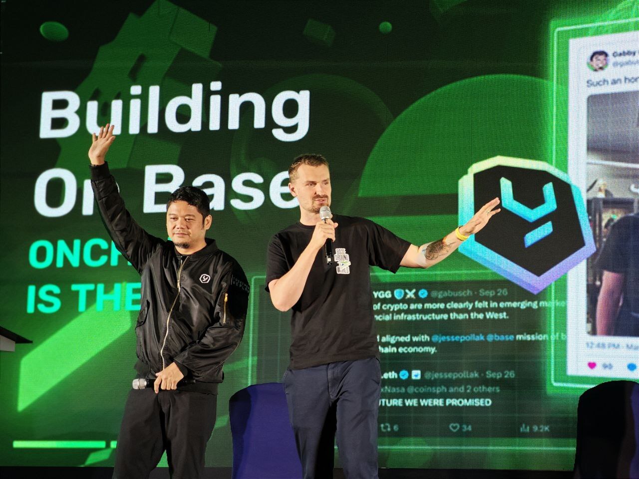 Base and Zora official X (Twitter) accounts