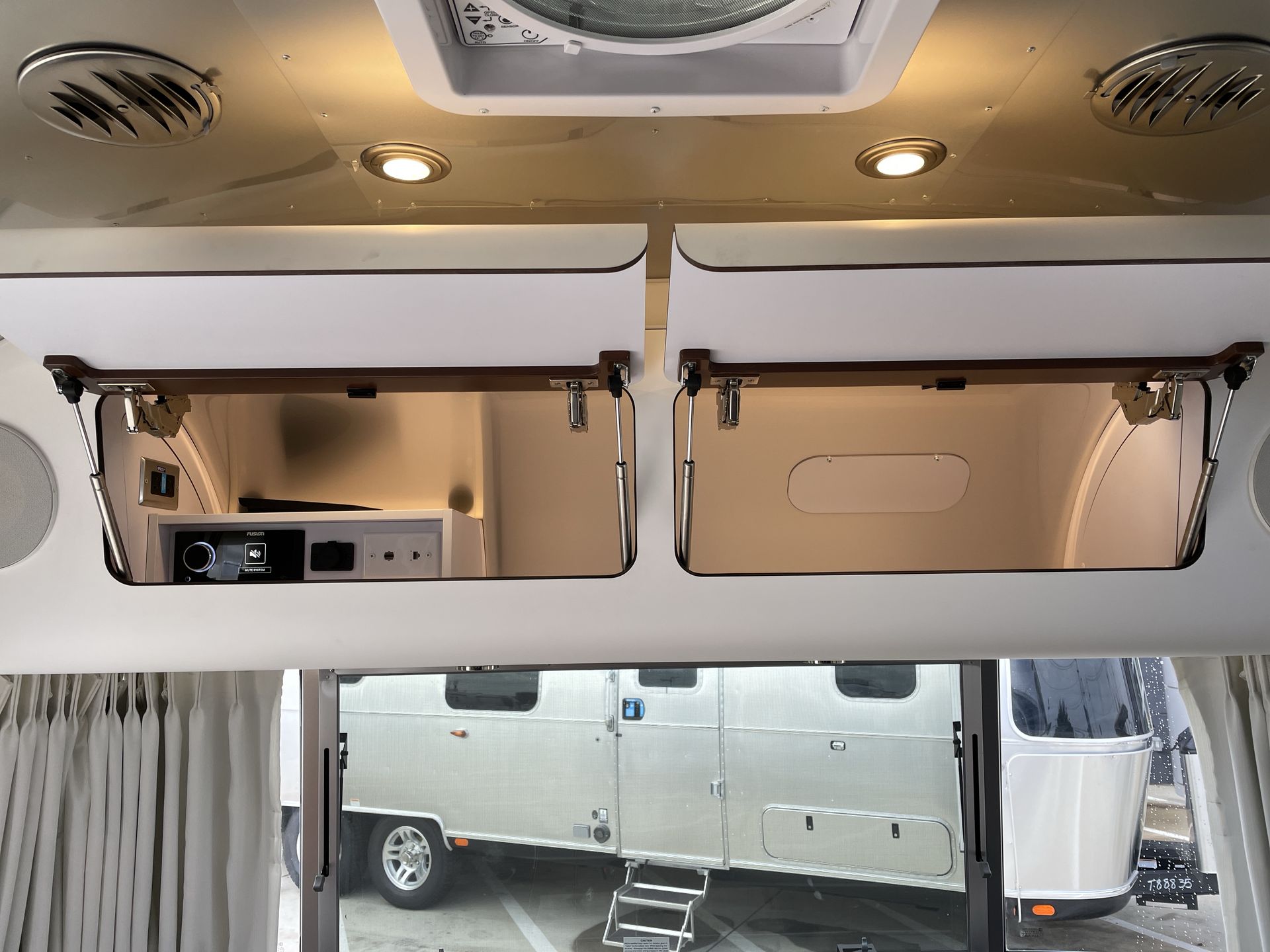 Buda.com Colombia USDT off-ramp