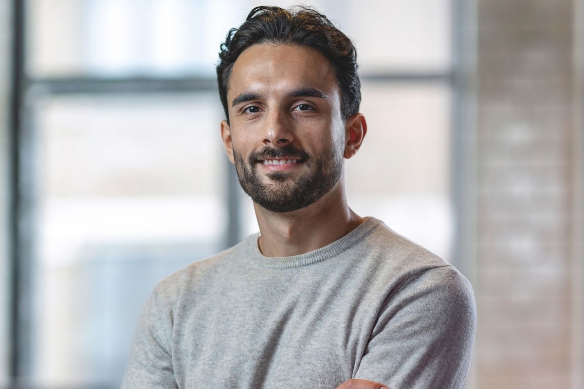 Dramatic visualization of AWS cloud outage halting LayerZero bridges and Redstone oracles in DeFi networks, exposing vulnerabilities with Nexus Mutual coverage, InsurAce insurance, GMX shorts, Armor.fi policies, Opyn options