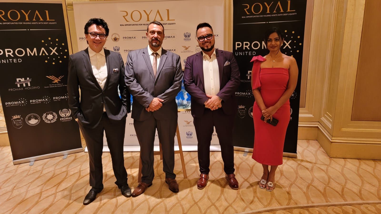 Conceptual dynamic visualization of jUSDi and jBTCi secure DeFi vaults TVL surging to $10.86B in 2026 for DAO on-chain treasury yields tokenized US treasuries RWA growth