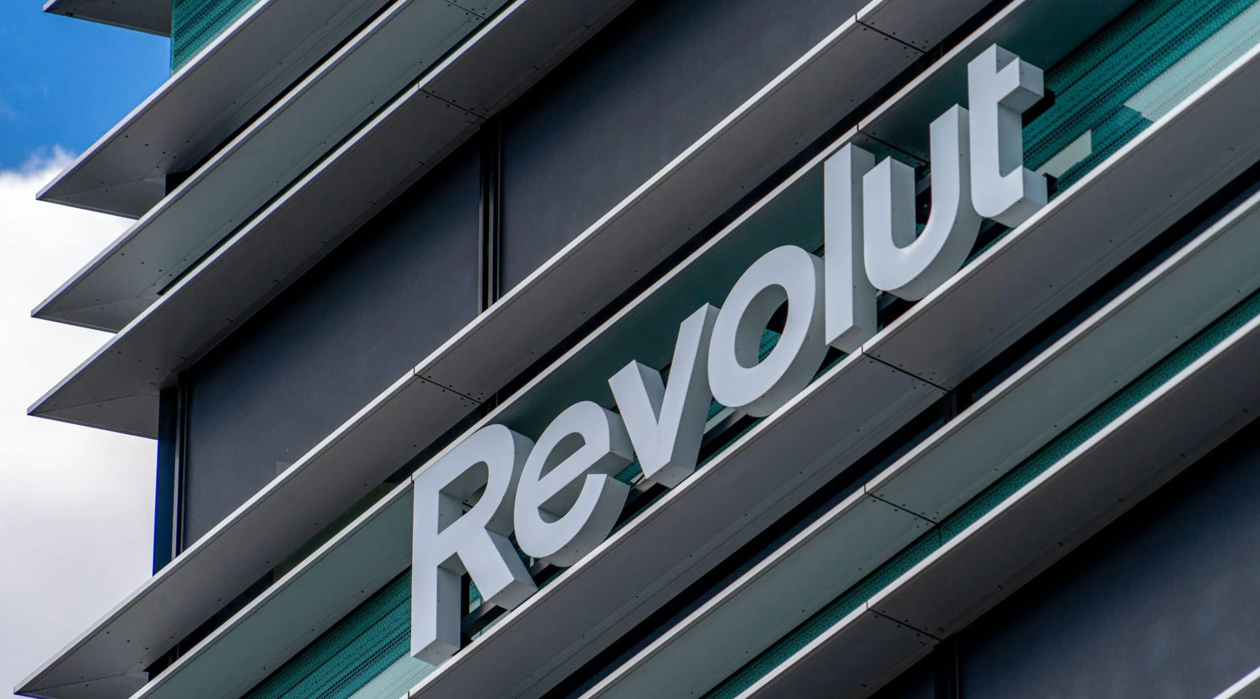 Mistertango anonymous crypto card 2025