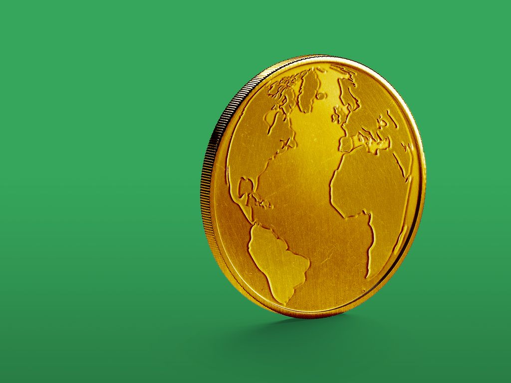 Global network of DAO contributors receiving stablecoin payroll across borders in 2026, illustrating decentralized Web3 payments with USDC and DAI worldwide