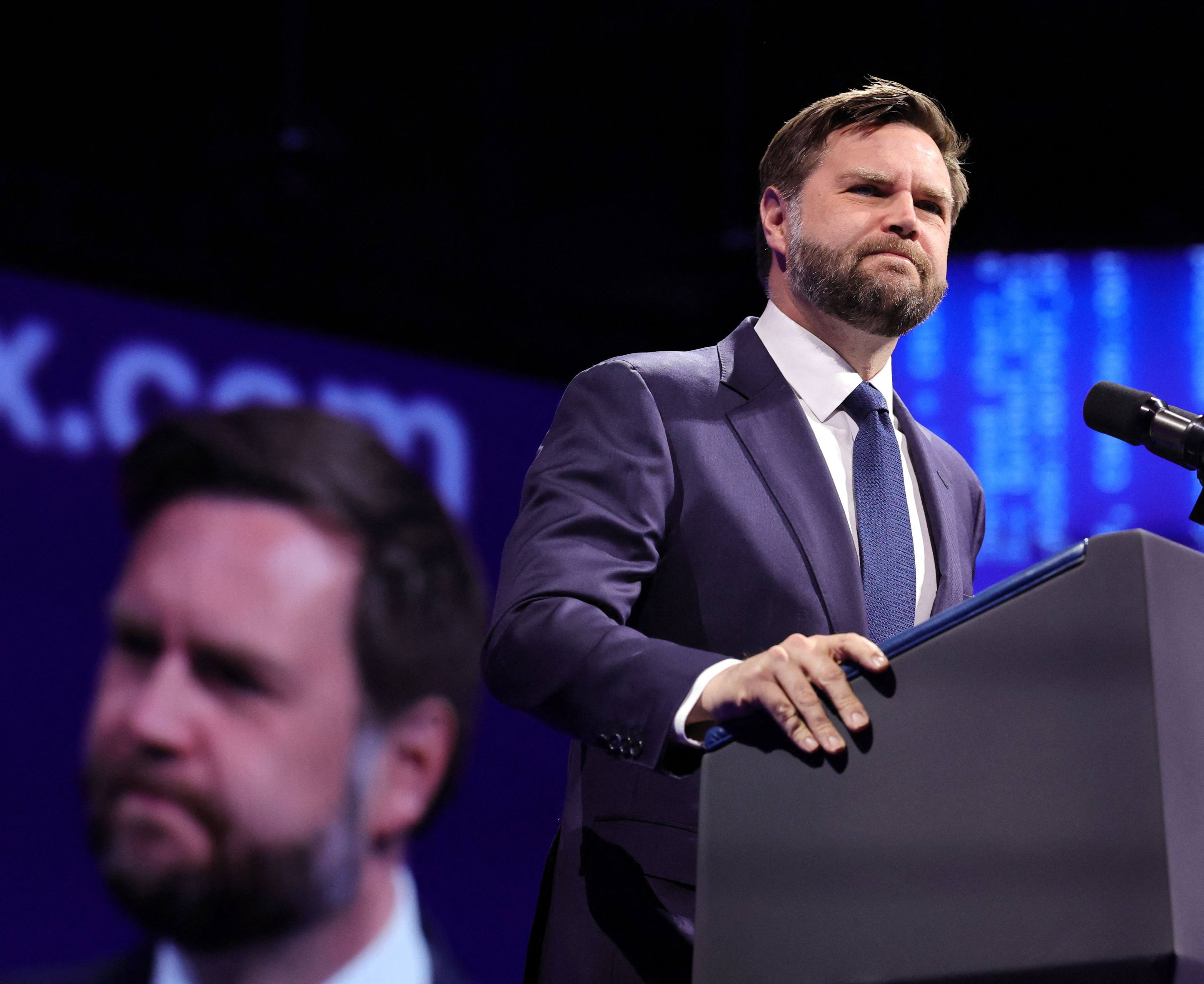 Infographic illustrating GENIUS Act 1:1 reserve backing for payment stablecoins with eligible assets like US Treasury bills, notes, demand deposits, and FDIC oversight requirements