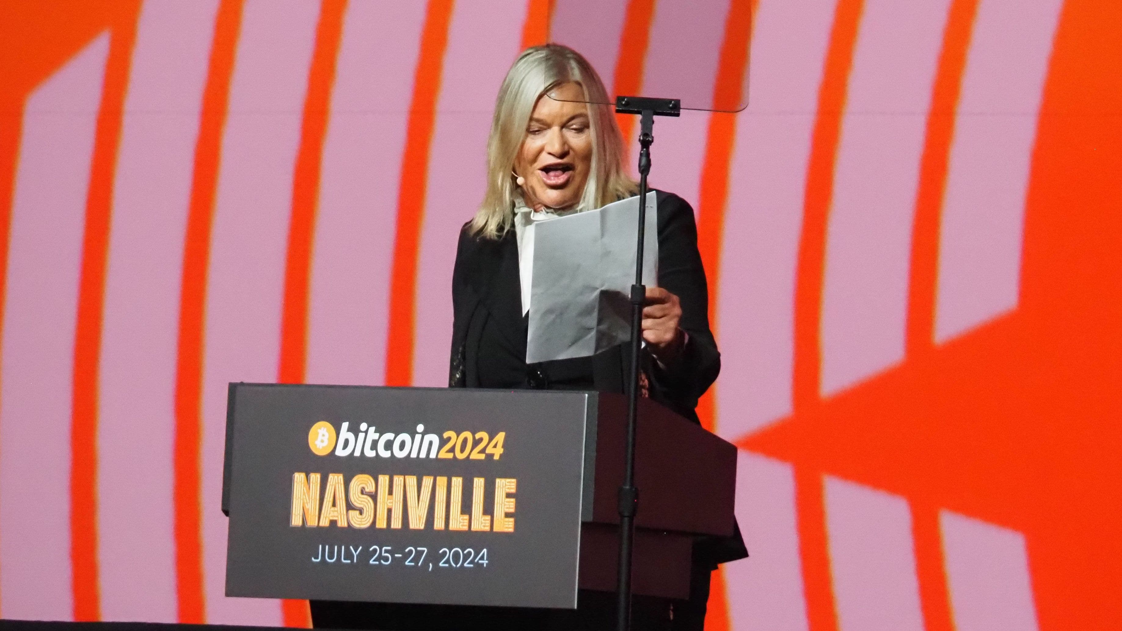 Senator Cynthia Lummis speaking at a blockchain policy event about crypto tax reform