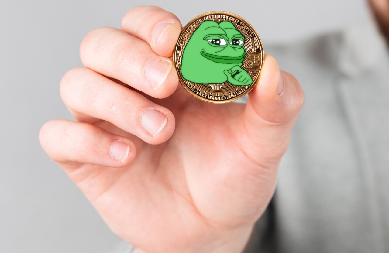 Sleek comparison of top 10 stablecoin cards 2026: KAST Multi-Chain, Gnosis Pay, Wirex Visa, Nexo Mastercard, Crypto.com Visa, Ledger, MetaMask, Club Swan Infinite, PlasBit, Stables Card with SEPA ACH icons for private on-ramps off-ramps