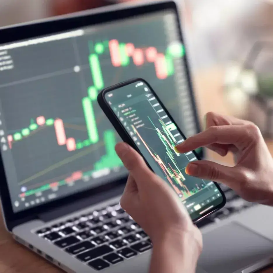 Visual diagram of DeFi liquidity pool entry and exit flows with NGNL no gain no loss tax deferral arrows under UK HMRC 2026 rules